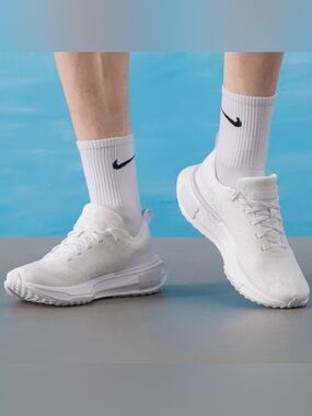 ✔️New✔️ NIKE ZoomX Invincible 3 'White Photon Dust'